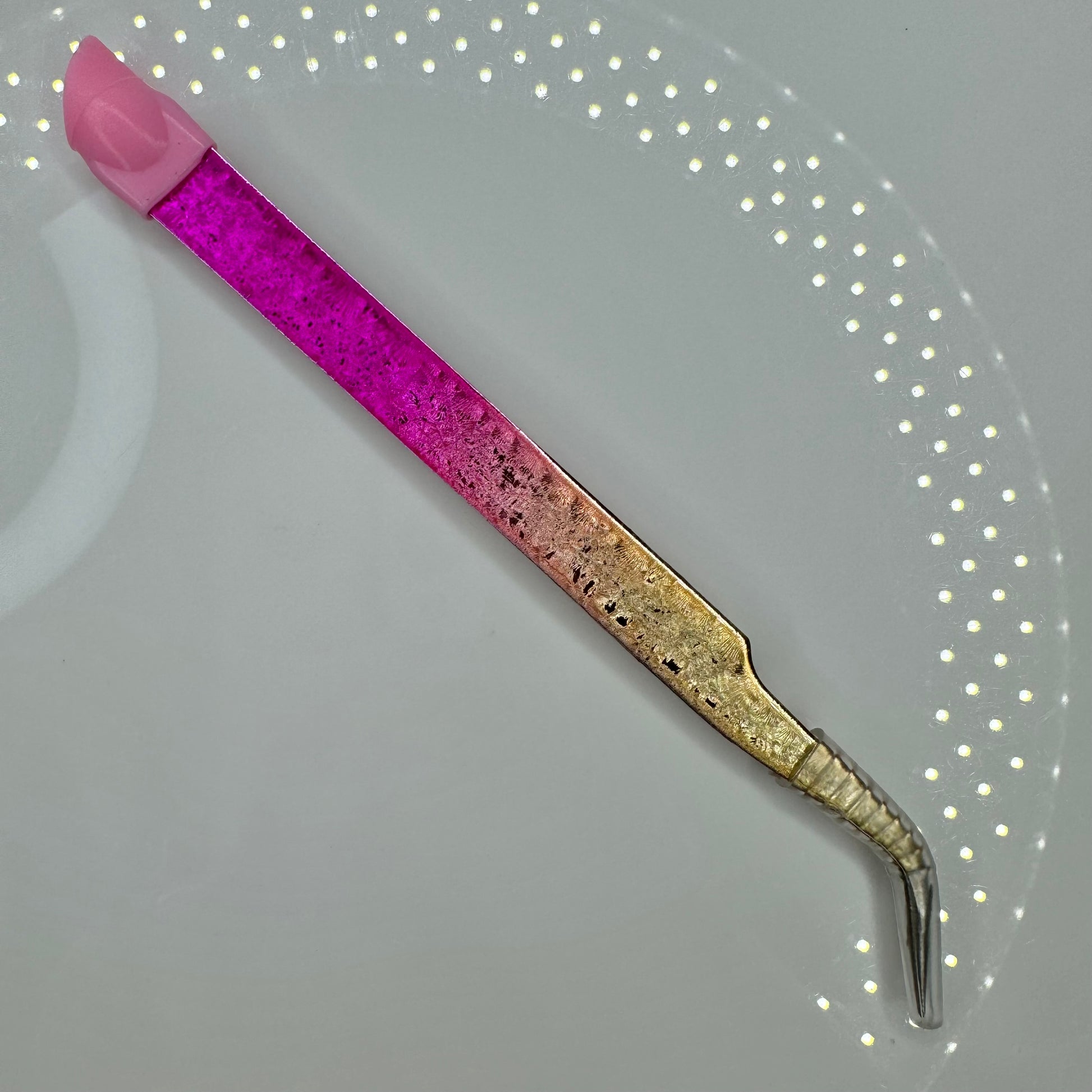 Tweezers