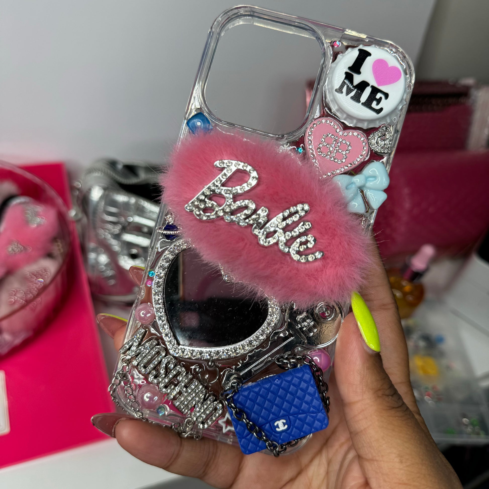 Barbie (iphone 16 pro max)