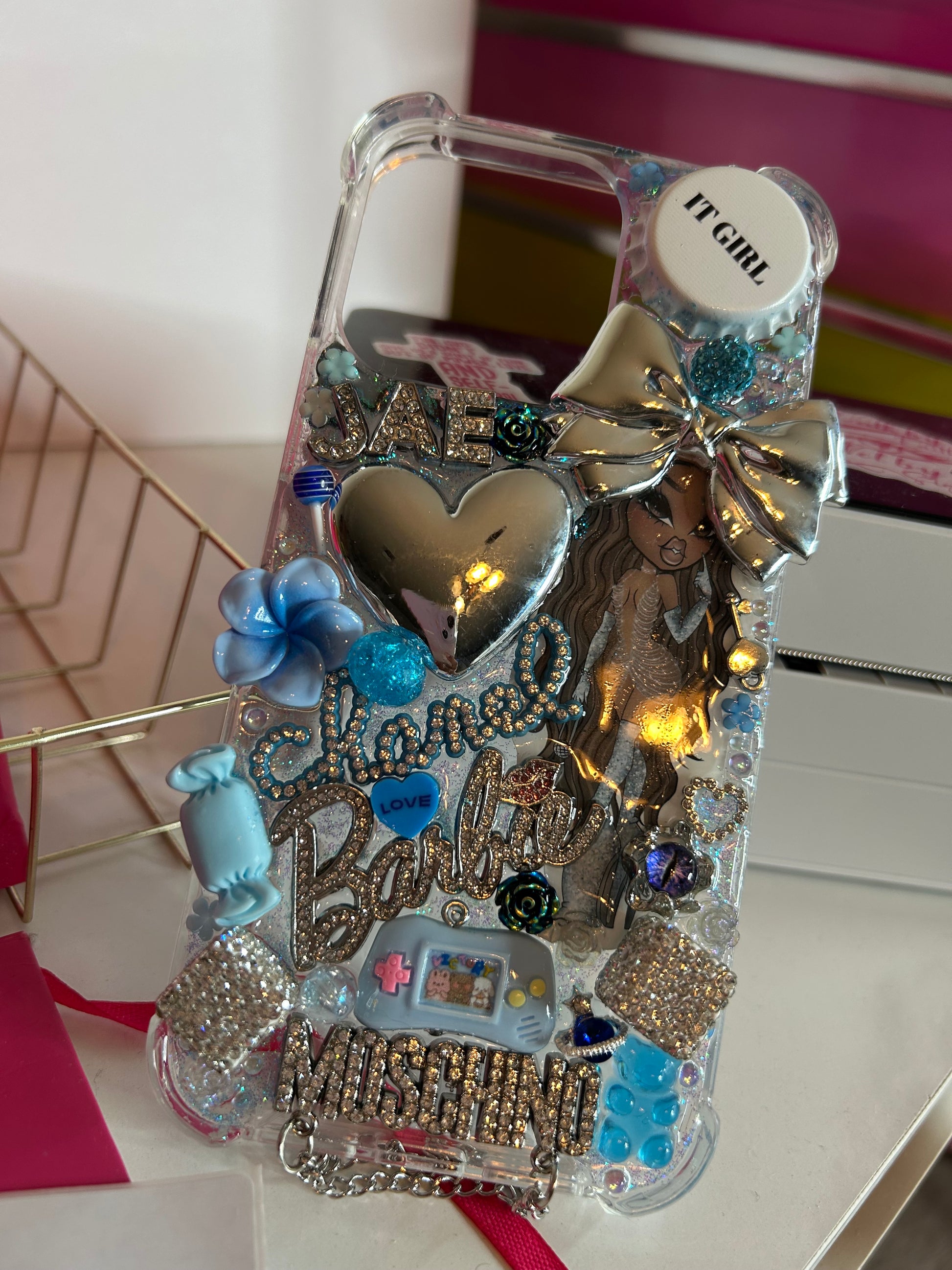 CUSTOM PHONE CASE (READ DESCRIPTION)