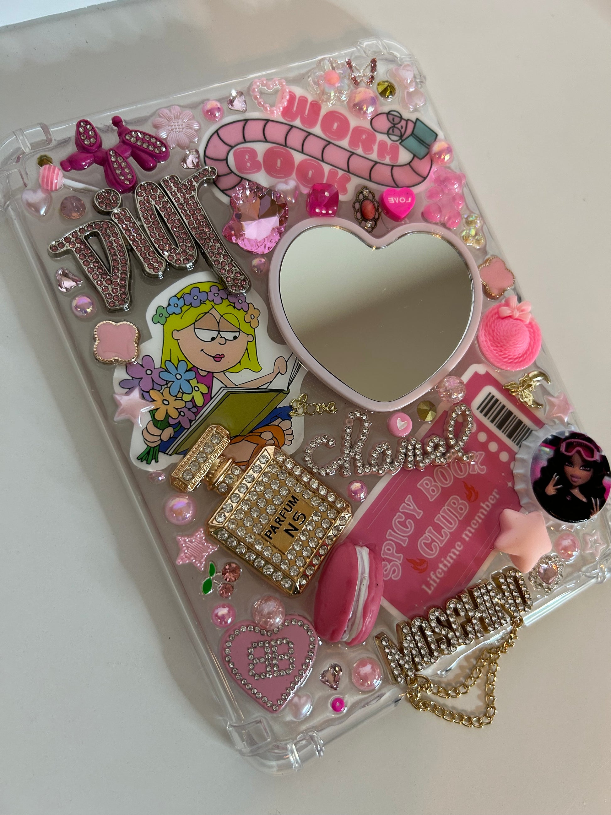 CUSTOM IPAD/ KINDLE CASES