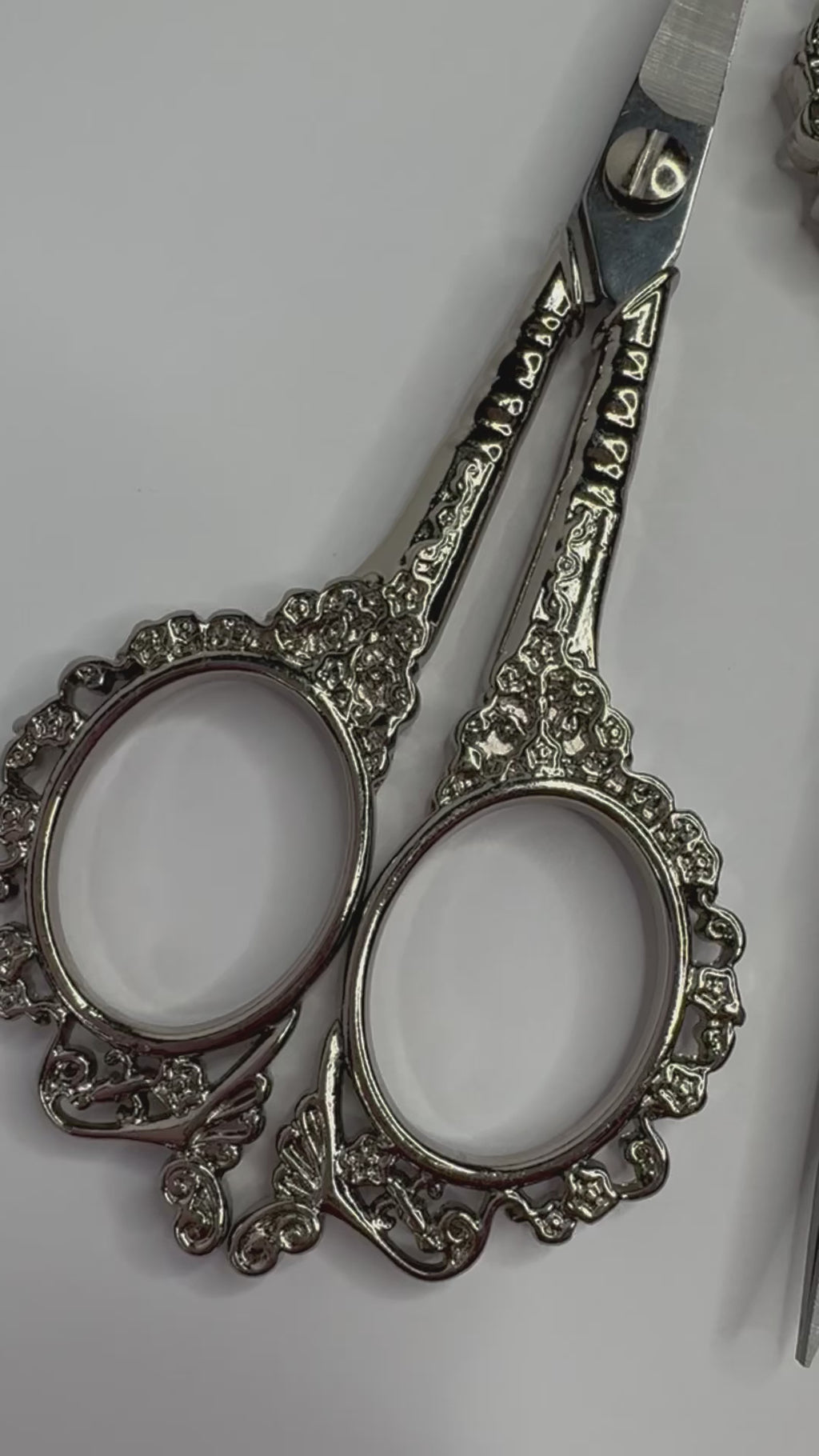 Precision scissors